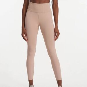 *NEW* VUORI Rib Studio Legging Women's Performance Leggings Coconut Beige XS